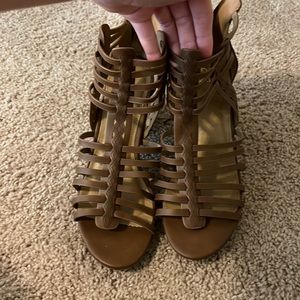 New York & co strappy heels